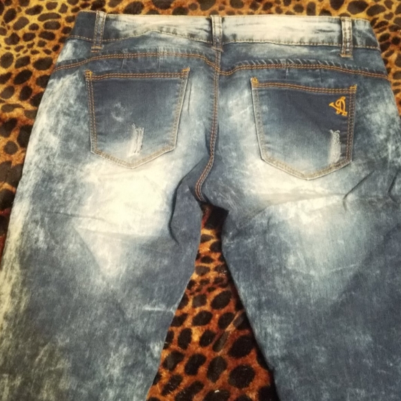 Jeans - Picture 2 of 2